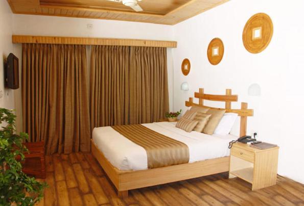 Hotel Corbett Leela Vilas Corbett National Park Pokój zdjęcie