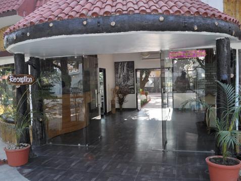 Hotel Corbett Leela Vilas Corbett National Park Zewnętrze zdjęcie